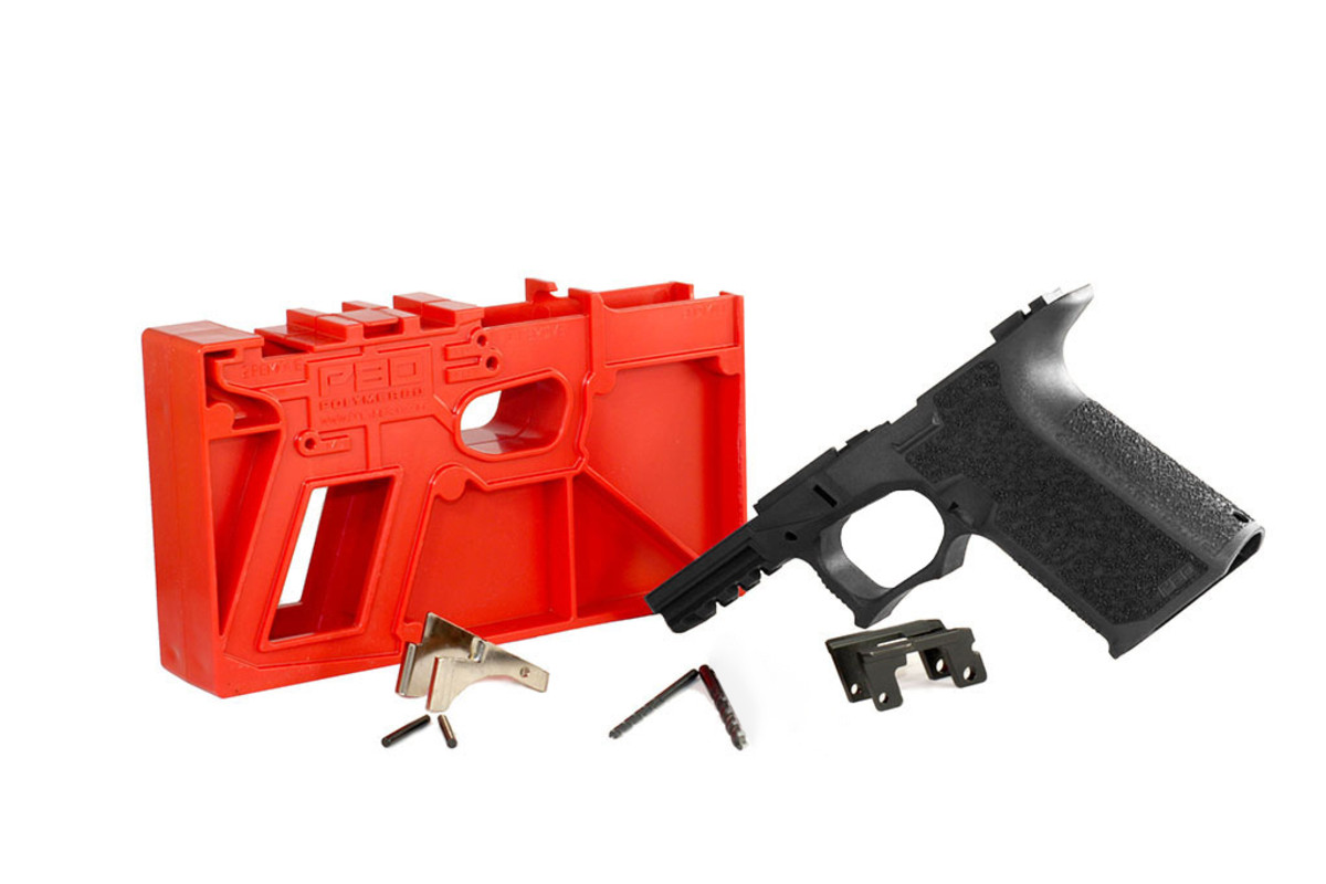 P80-PF940Cv1-BLK_01 21